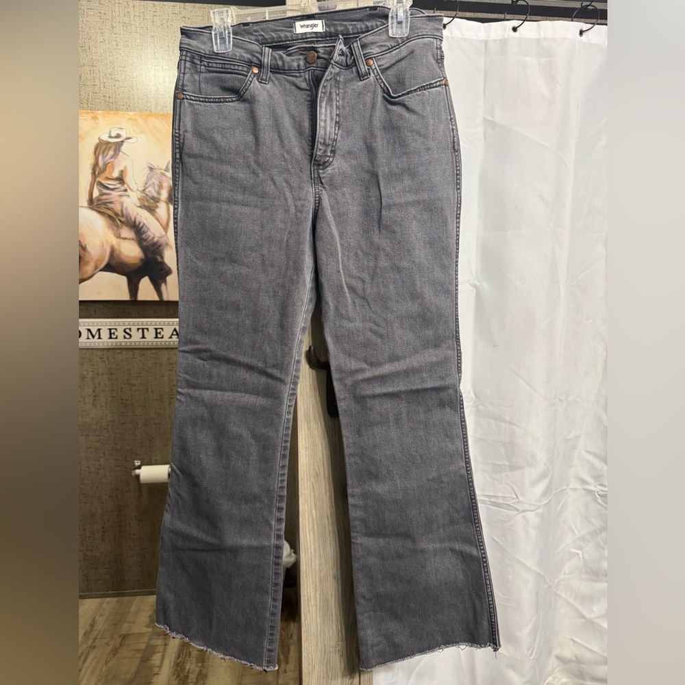 Wrangler Size 30 Exaggerated Bootcut Jeans